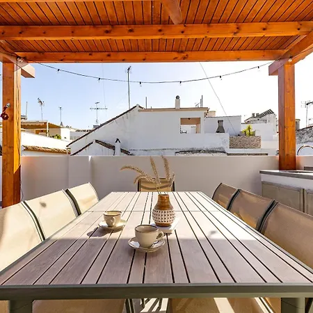 Feriehus Stylish Terrace And Pool House, Old Town *